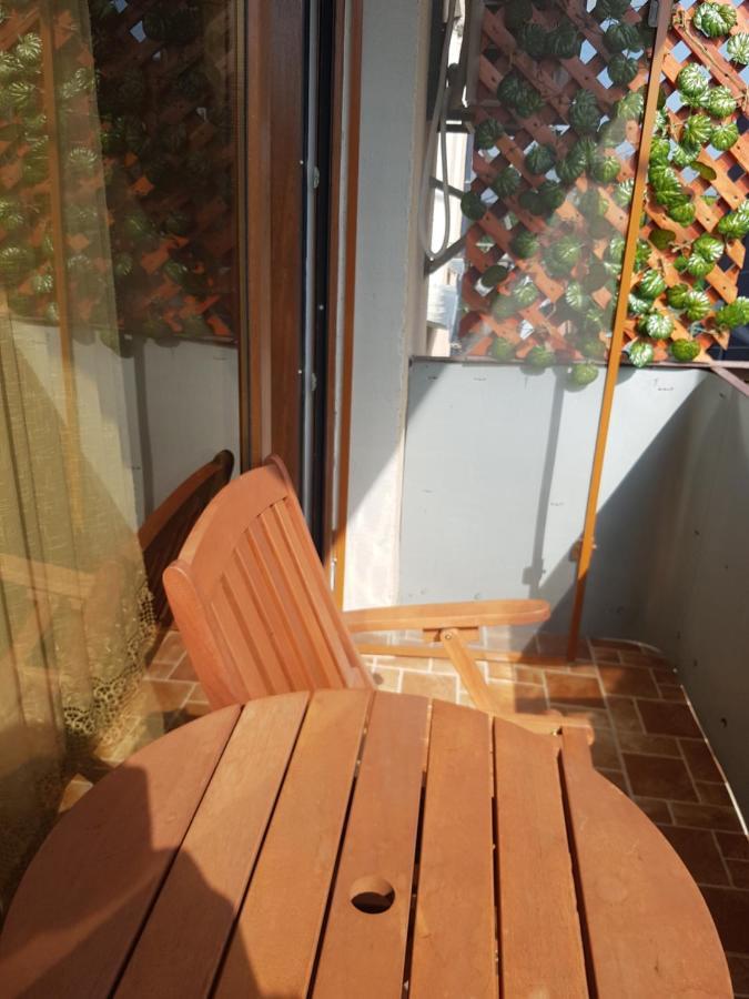 Relax Lejlighed Samtredia Eksteriør billede